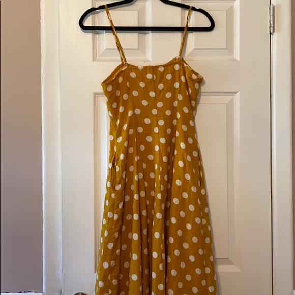 50’s style yellow and white polkadots dress. - Picture 2 of 2